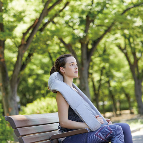 Image of Synca Quzy Neck & Shoulder Massager